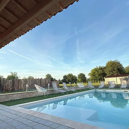 Catiwito Feriehus Cours-de-Pile